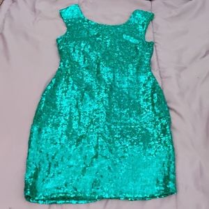 Green sequins dress